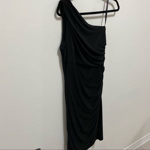 🛍3/$45 Le Chateau One Shoulder Side Rouched Dress